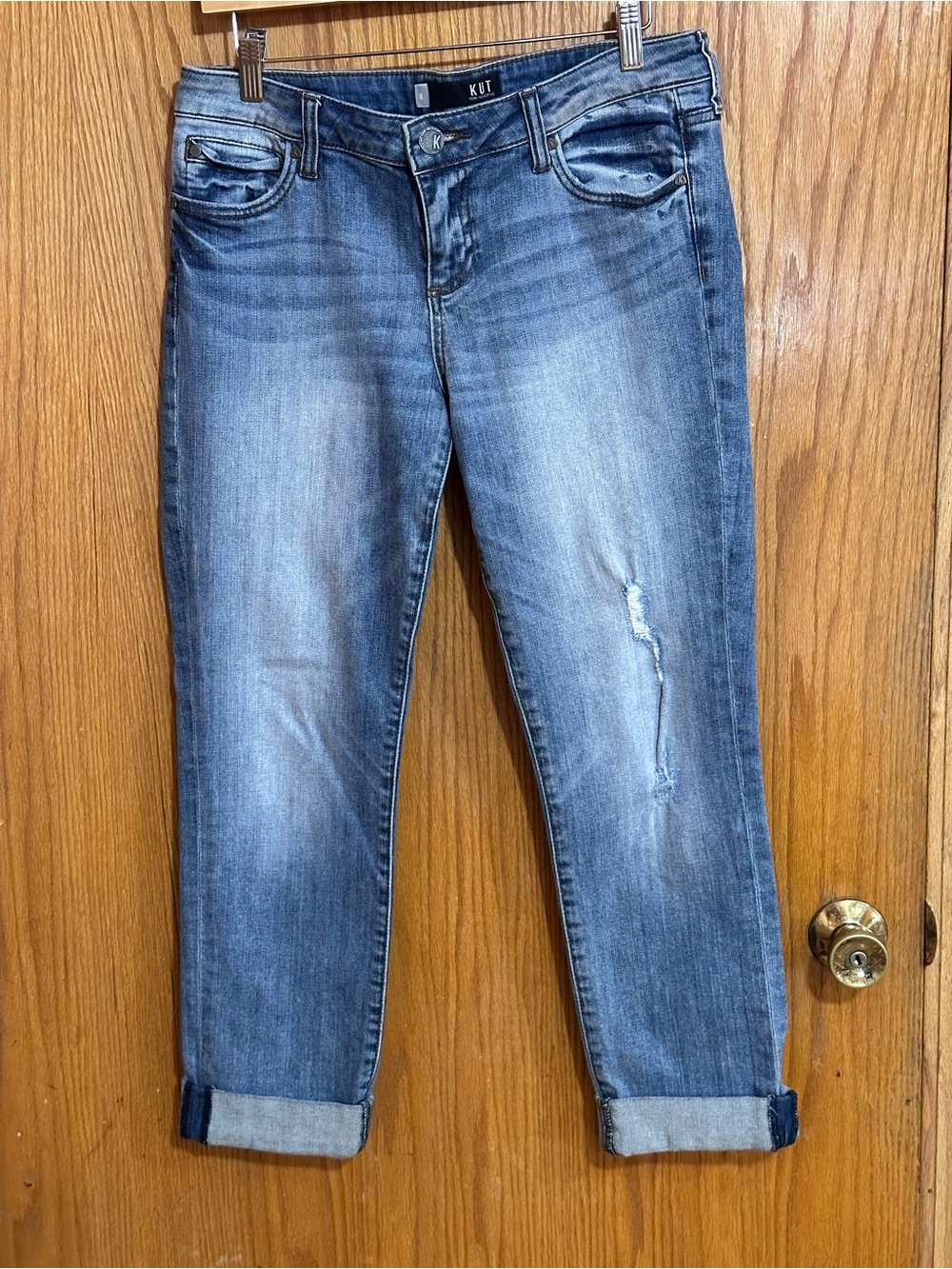 Kut from the Kloth Distressed Catherine Boyfriend‎ Jeans sz 6